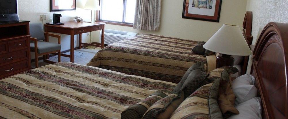 Shawano Four Seasons Resort Luaran gambar