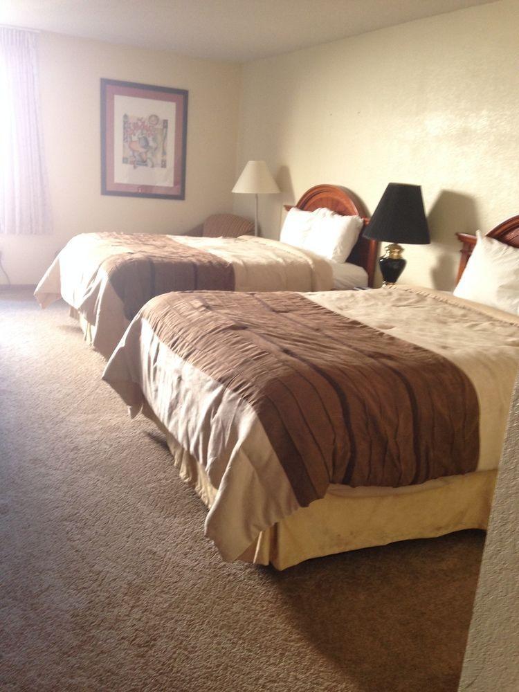 Shawano Four Seasons Resort Luaran gambar