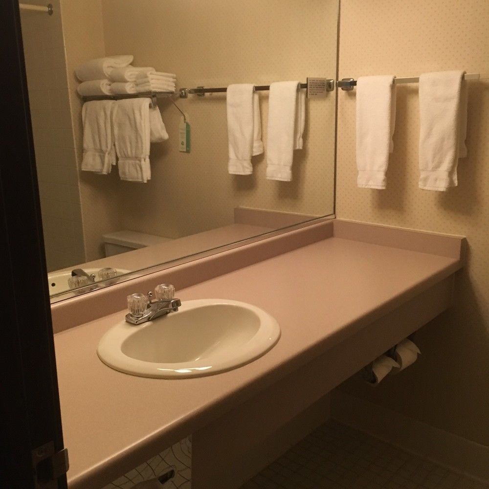 Shawano Four Seasons Resort Luaran gambar