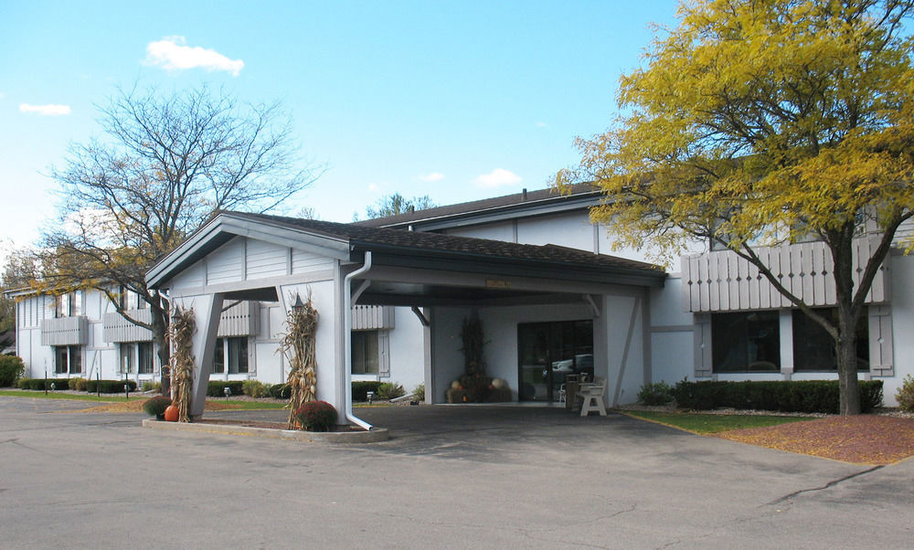 Shawano Four Seasons Resort Luaran gambar