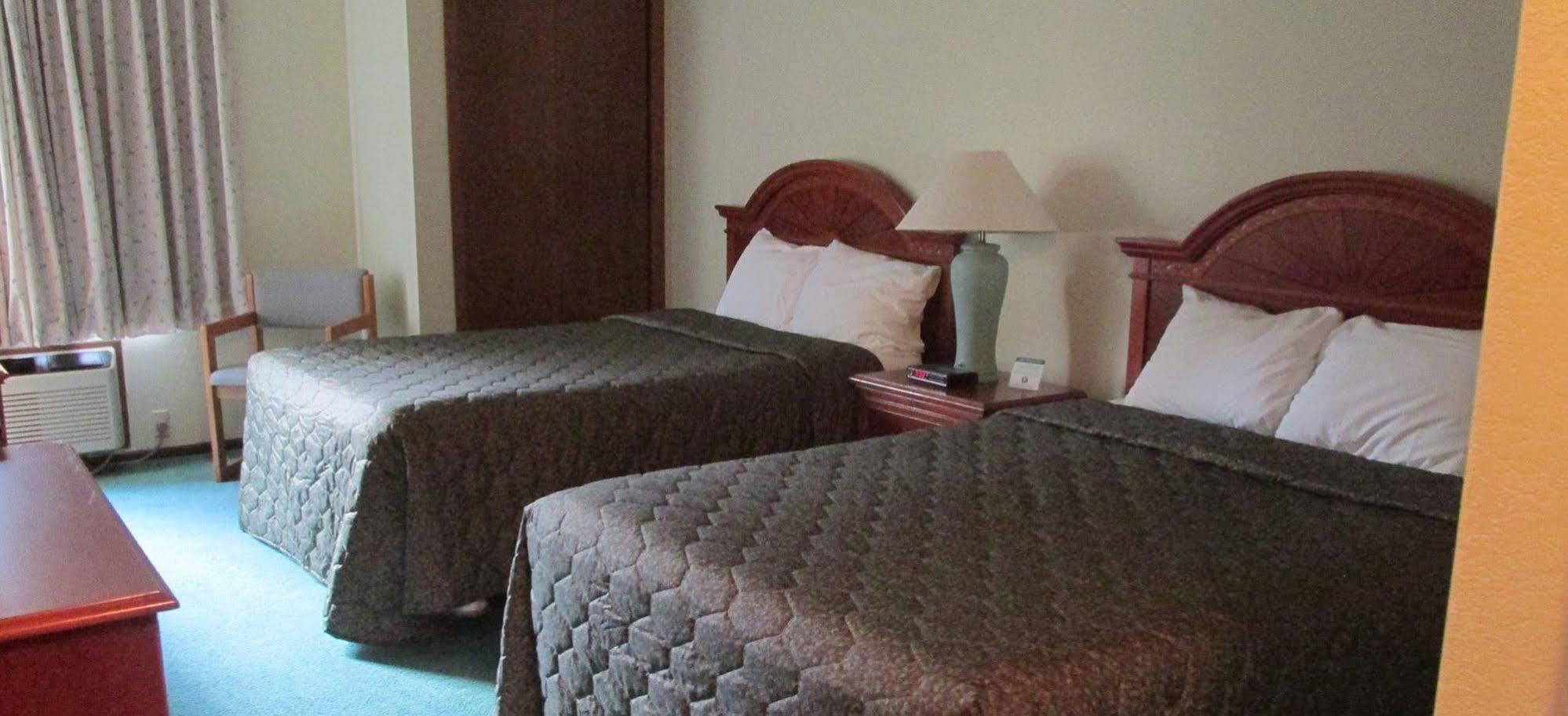 Shawano Four Seasons Resort Luaran gambar